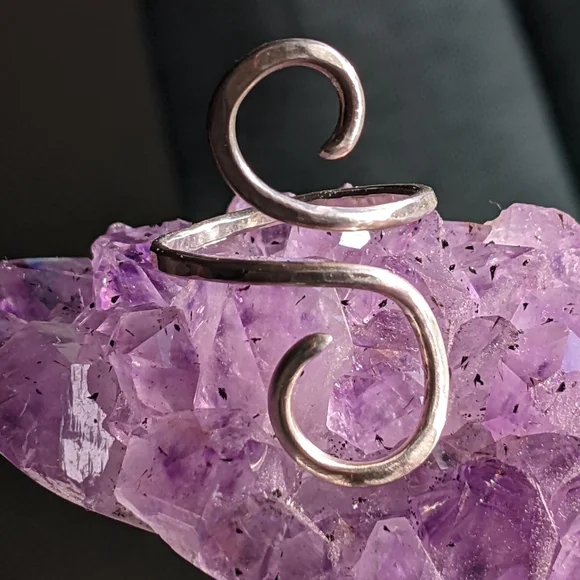 Sterling Silver Wrap Ring Artisan Crafted Hammered Curving Spiral Design - Picture 10 of 11